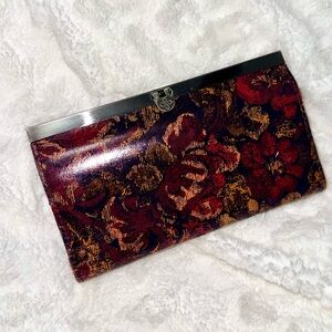 Patricia Nash Cauchy Wallet Burgundy Floral -VGUC